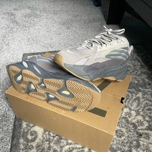 Yeezy 700 Boost “Tephra”